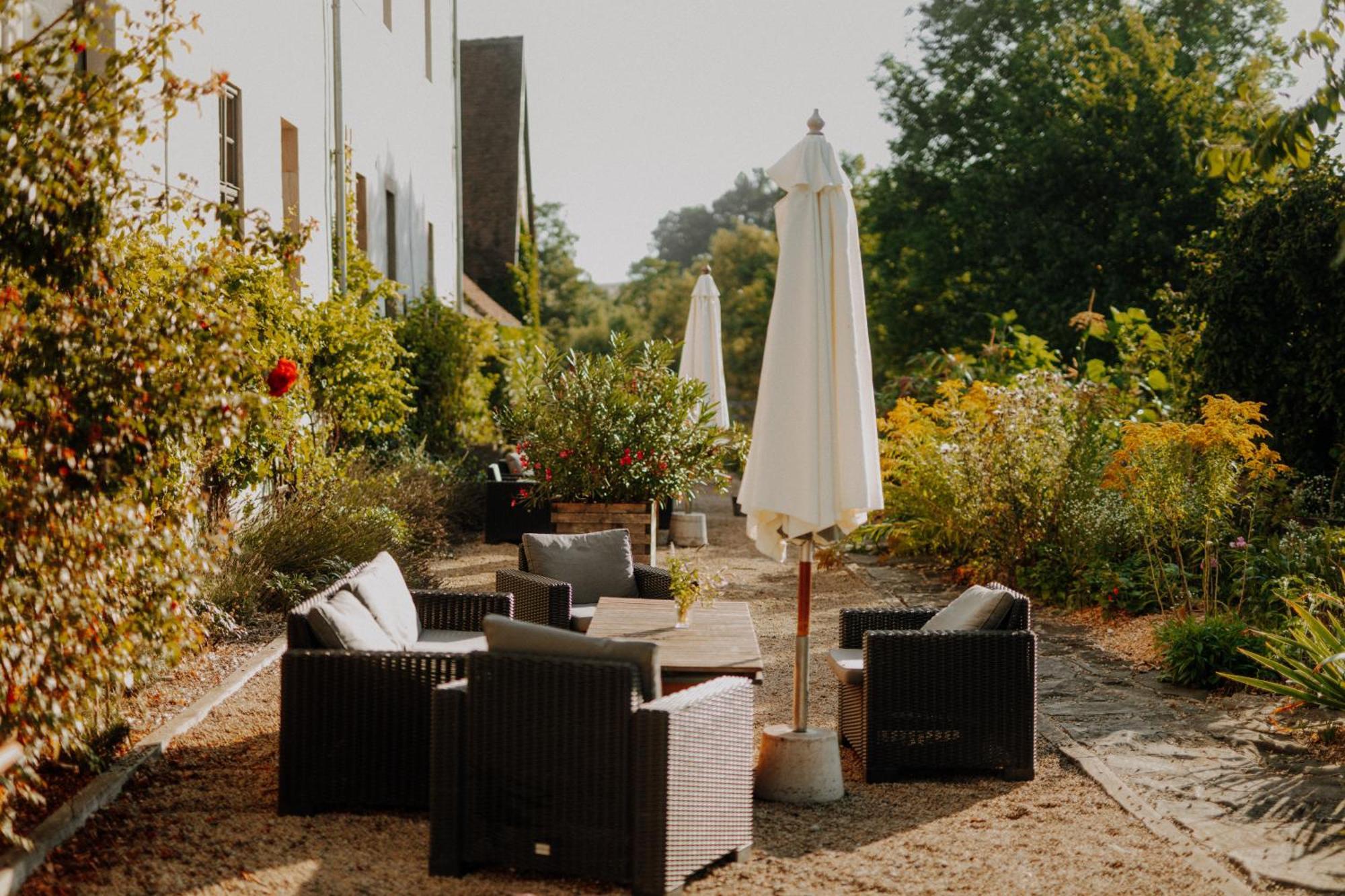 Rittergut Positz Hotel Oppurg ภายนอก รูปภาพ